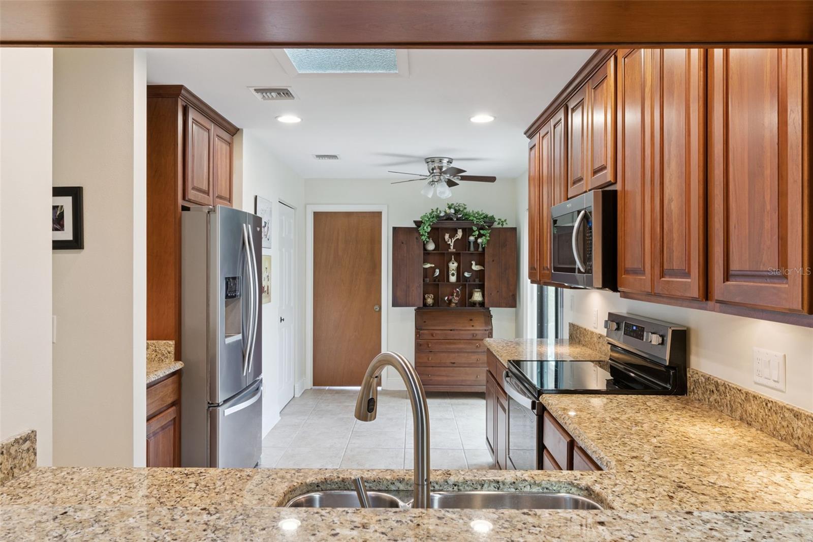 WEDGEWOOD TENNIS VILLAS - Residential