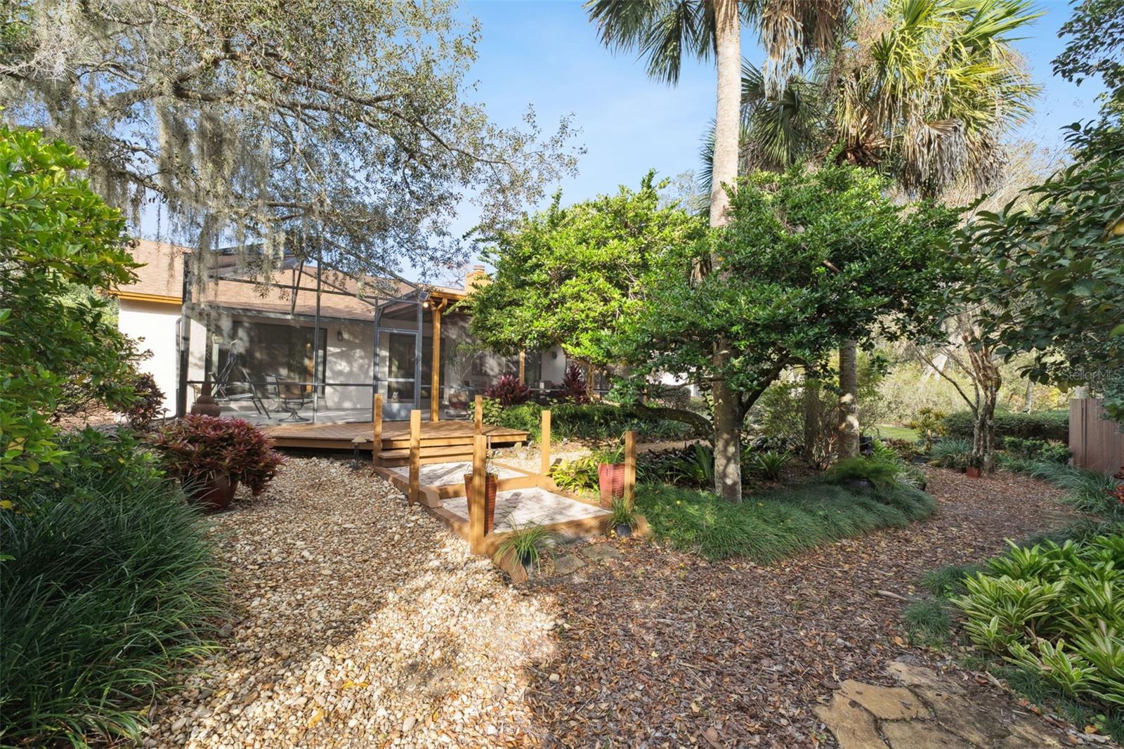 WEDGEWOOD TENNIS VILLAS - Residential