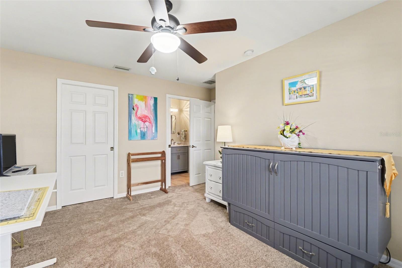 LAKESIDE GARDENS 02 - Residential