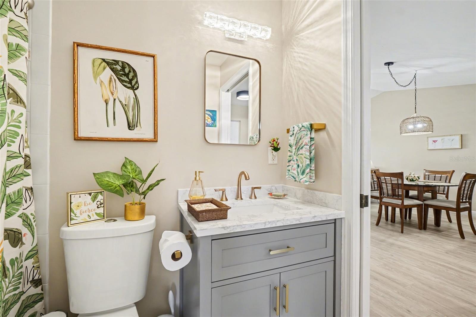 LAKESIDE GARDENS 02 - Residential