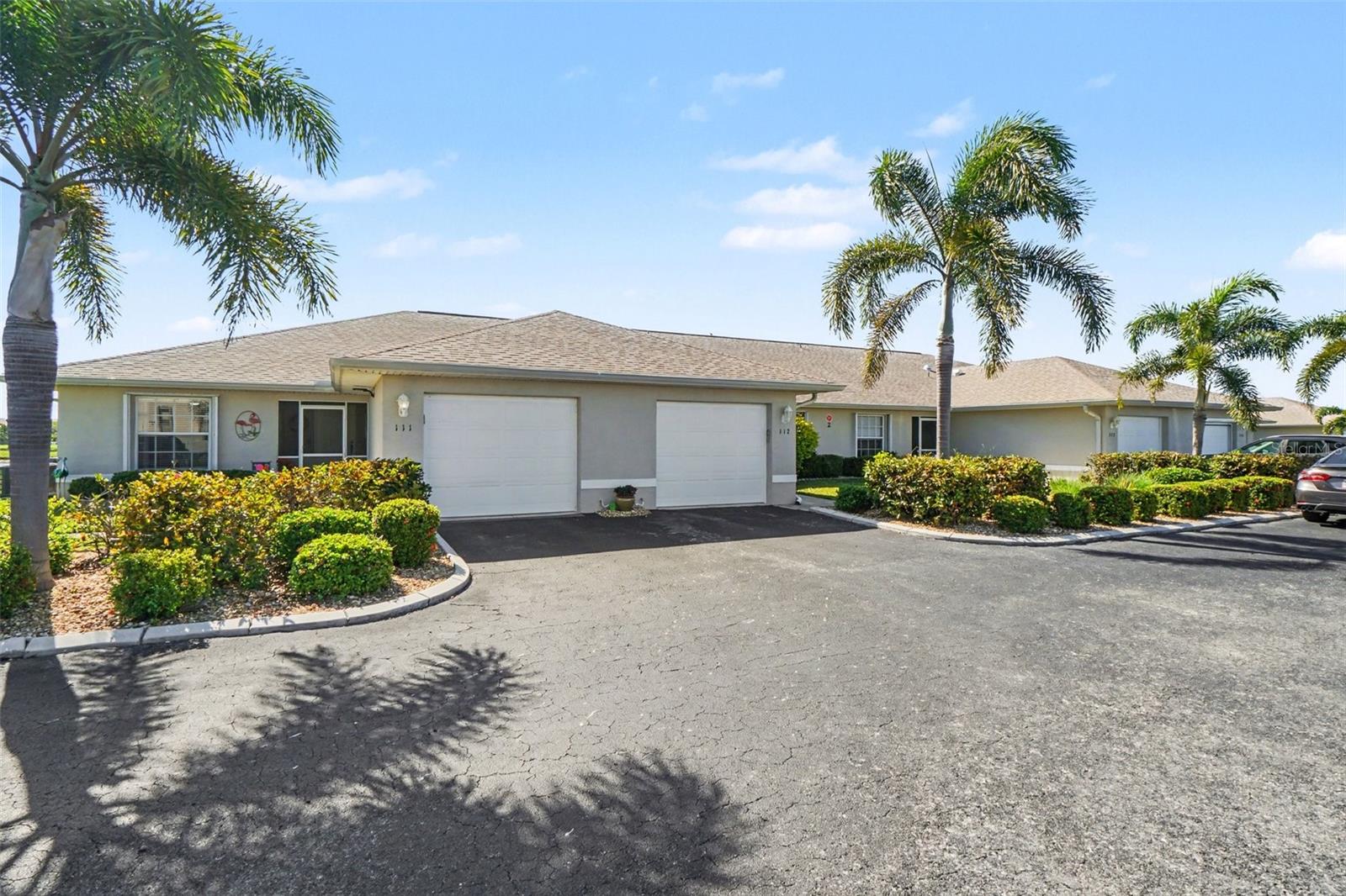 LAKESIDE GARDENS 02 - Residential