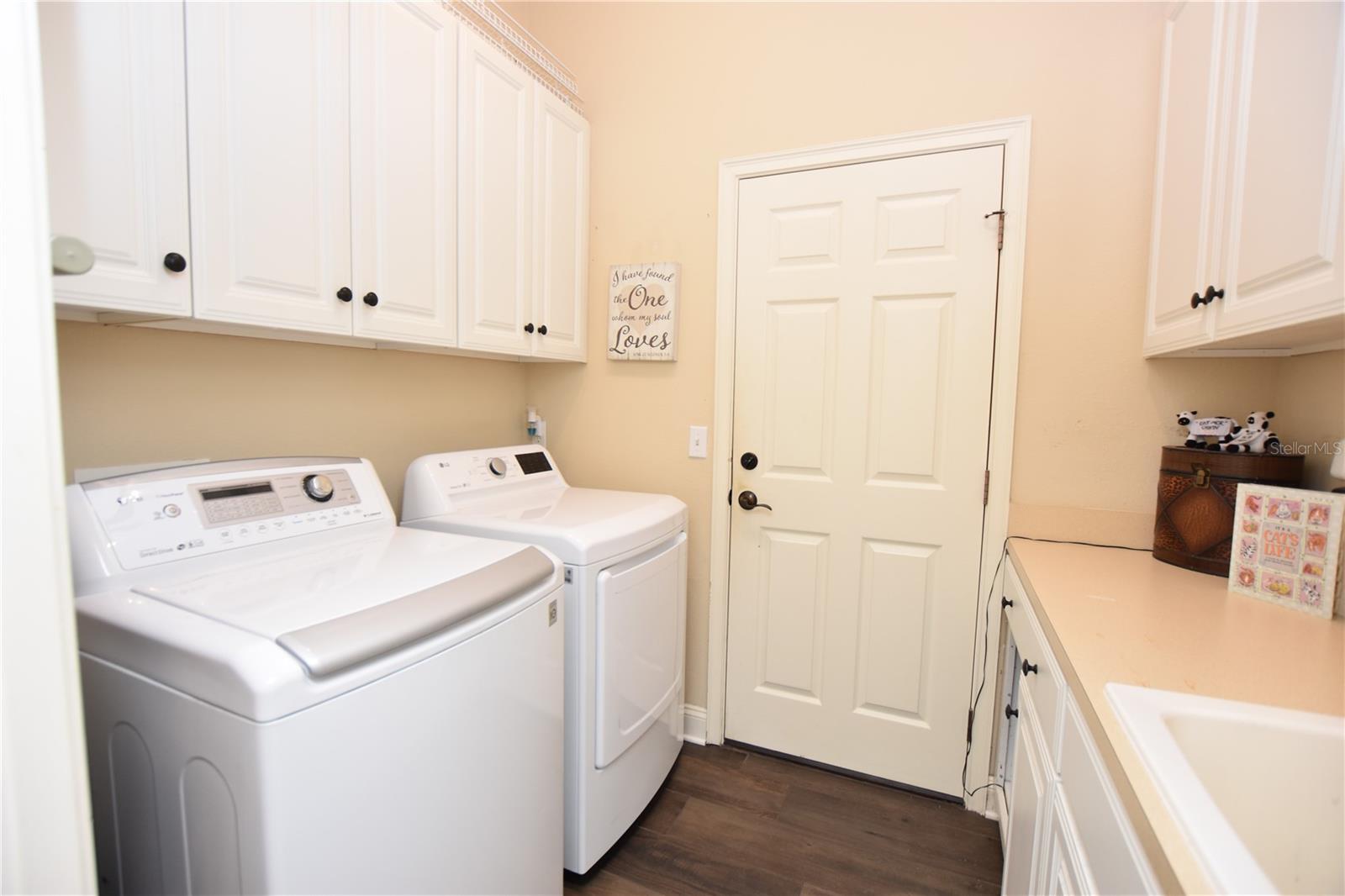 RIVERLAKE ADD - Residential