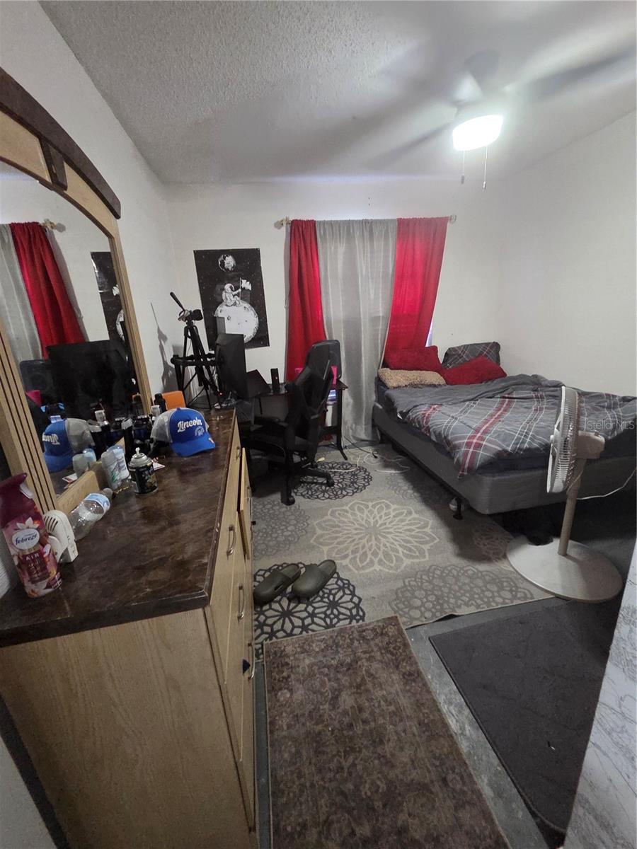 BVL UNIT 7 5TH ADD - Residential