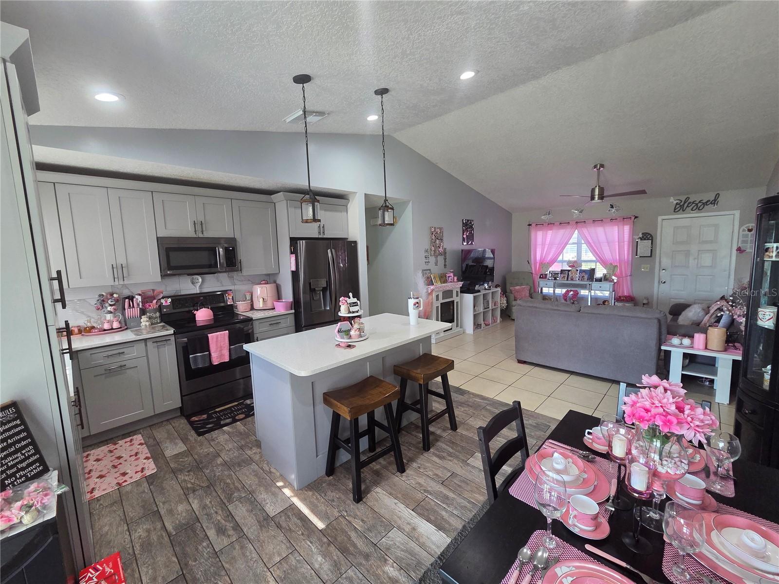 BVL UNIT 7 5TH ADD - Residential