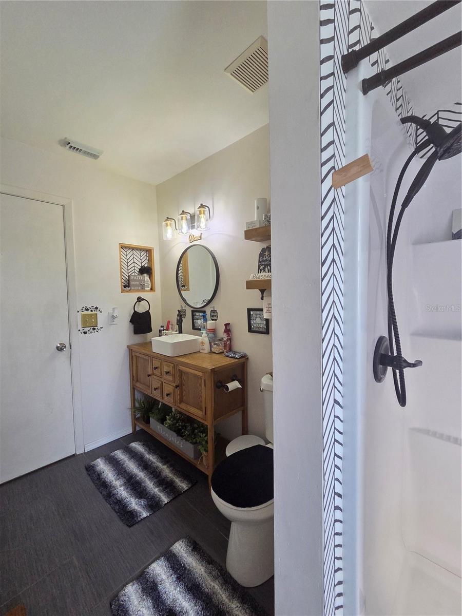 BVL UNIT 7 5TH ADD - Residential