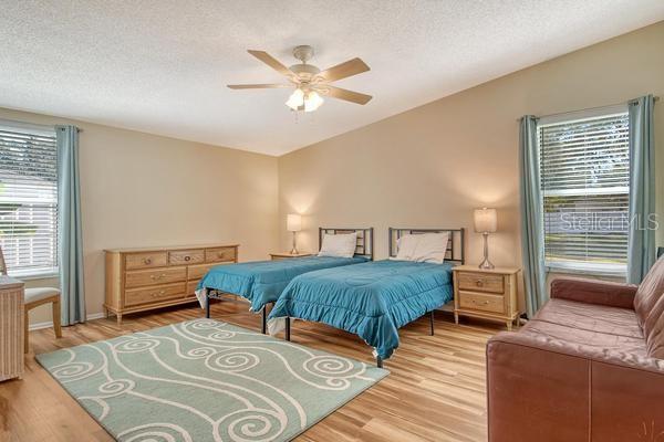 WILLOW WOODS UNIT ONE - Residential