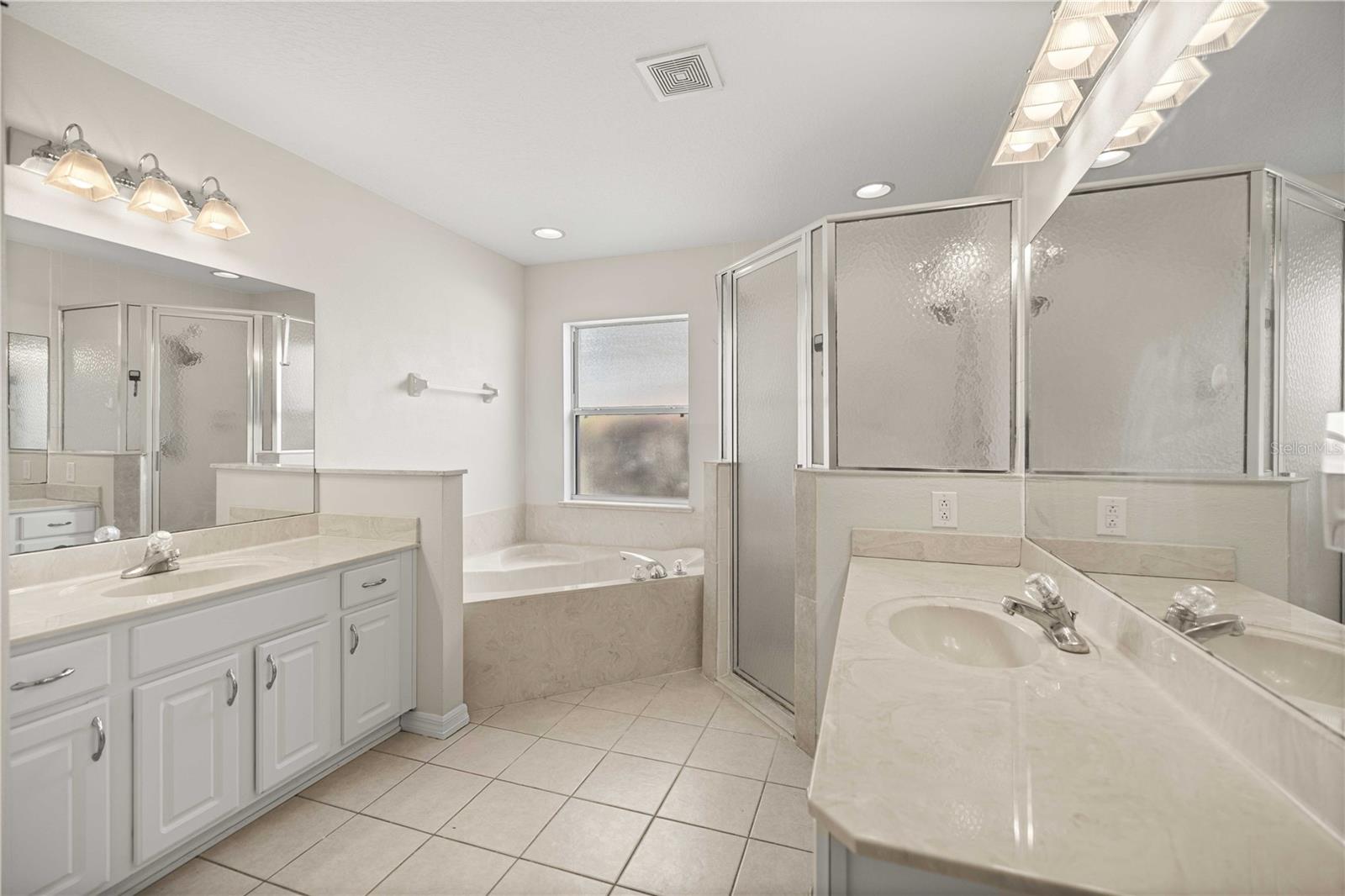 EVERGREEN ESTATE - Residential