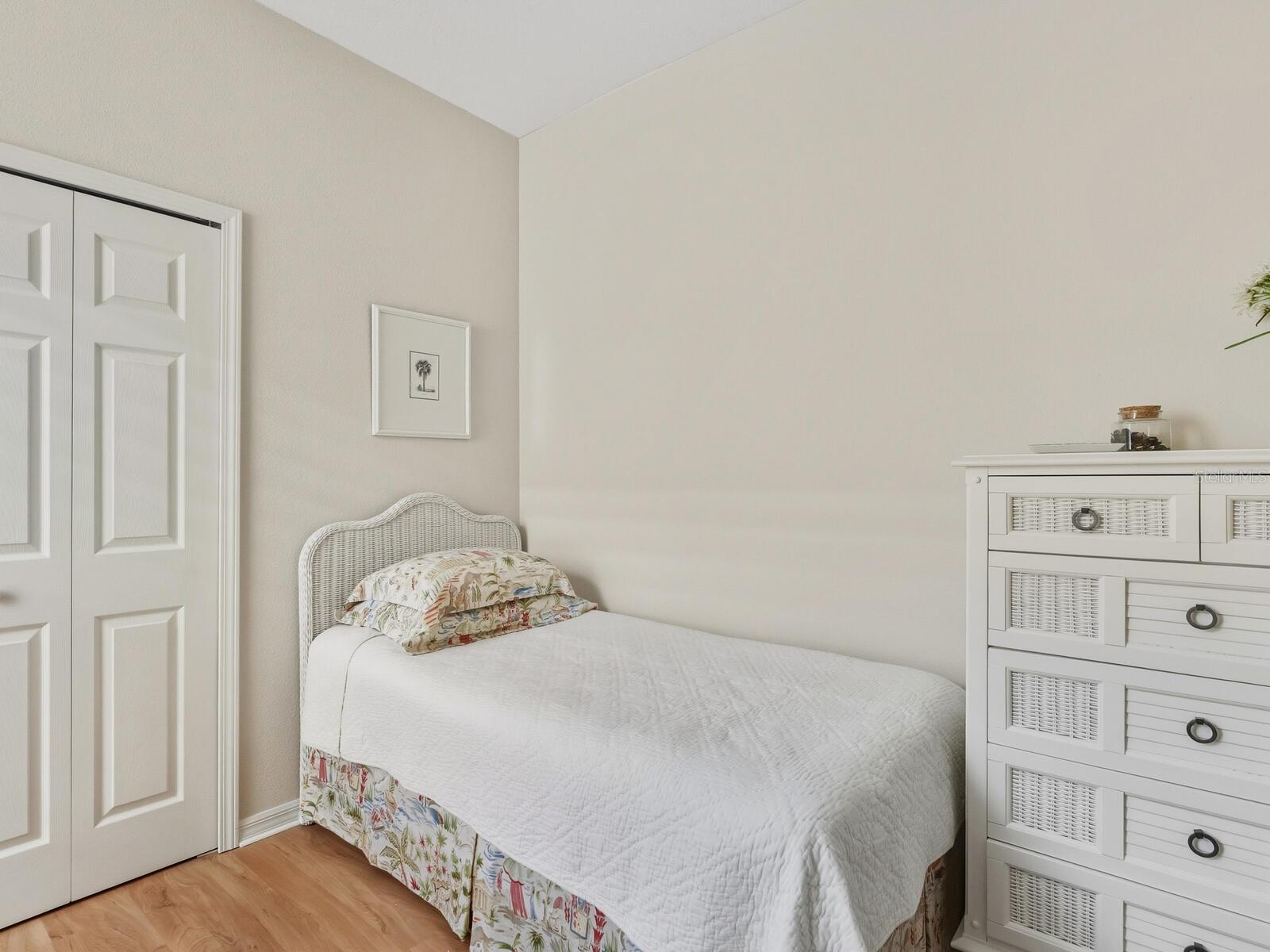 VENETIAN FALLS PH 2 - Residential