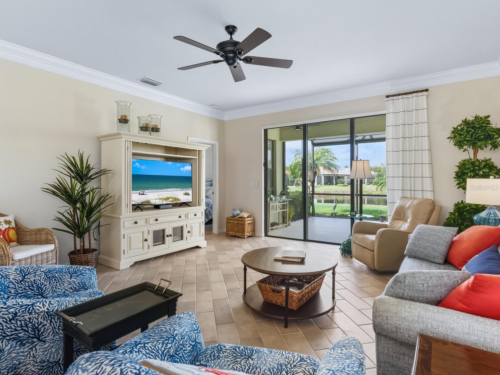 VENETIAN FALLS PH 2 - Residential