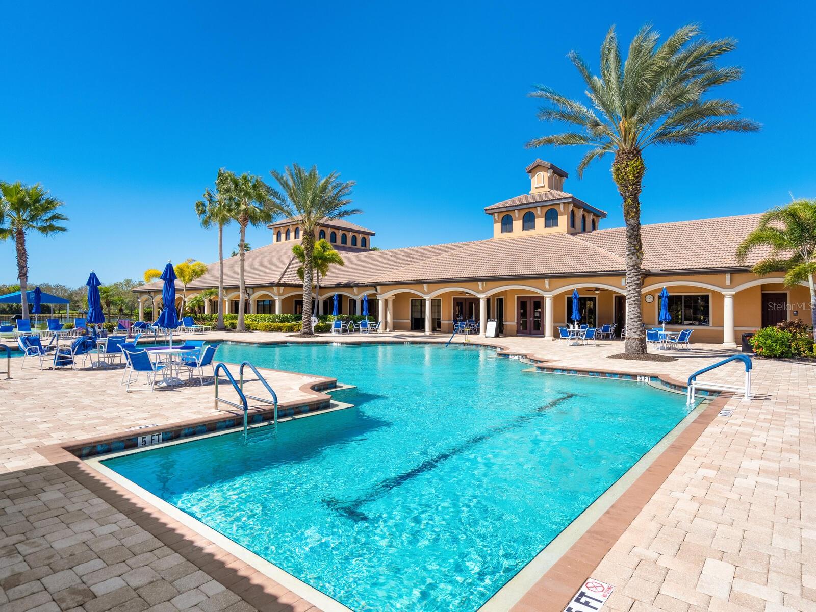 VENETIAN FALLS PH 2 - Residential