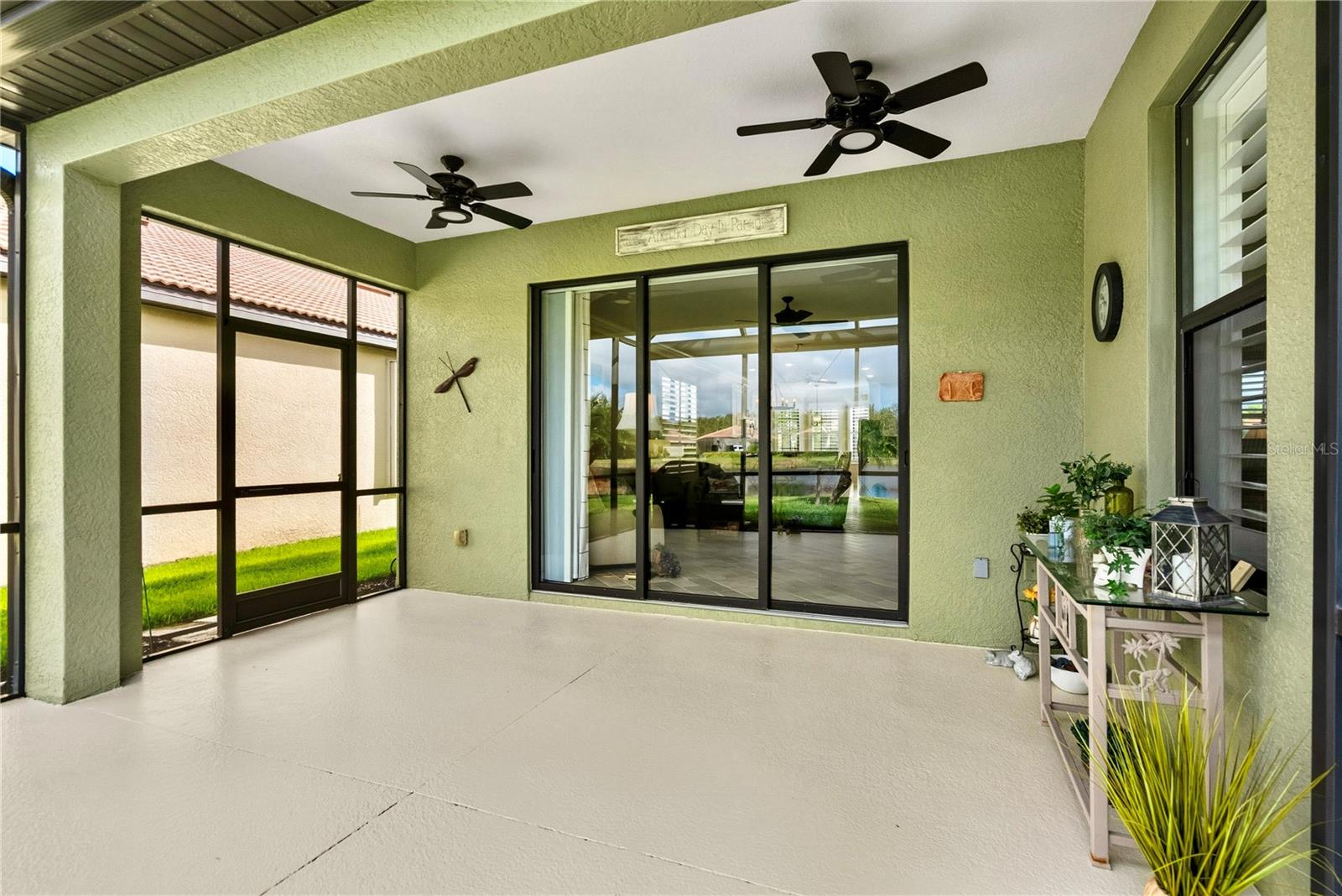 VENETIAN FALLS PH 2 - Residential