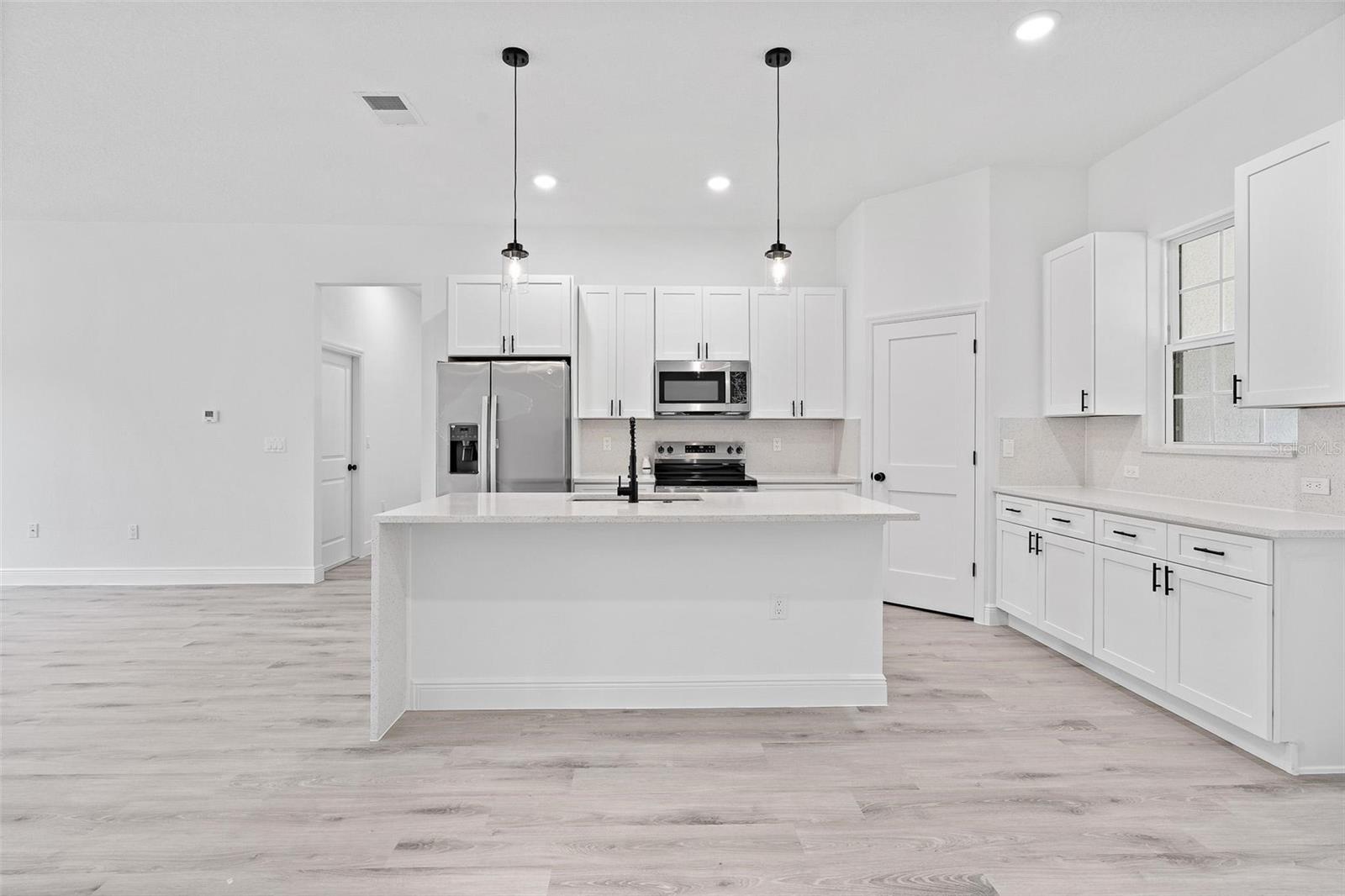 MARION OAKS UN 06 - Residential