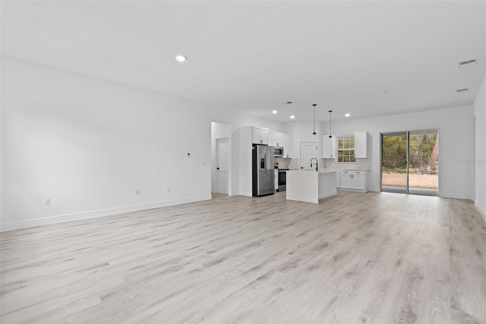 MARION OAKS UN 06 - Residential