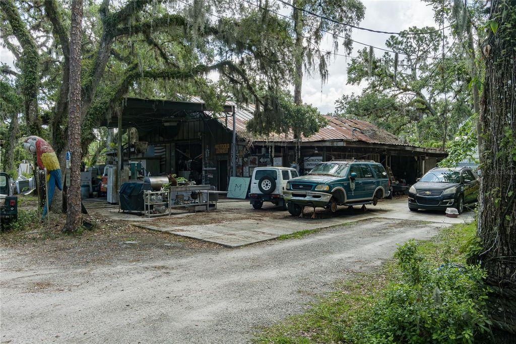 Photo of 9625 Erie Road, Parrish, FL 34219 (MLS # A4653051)