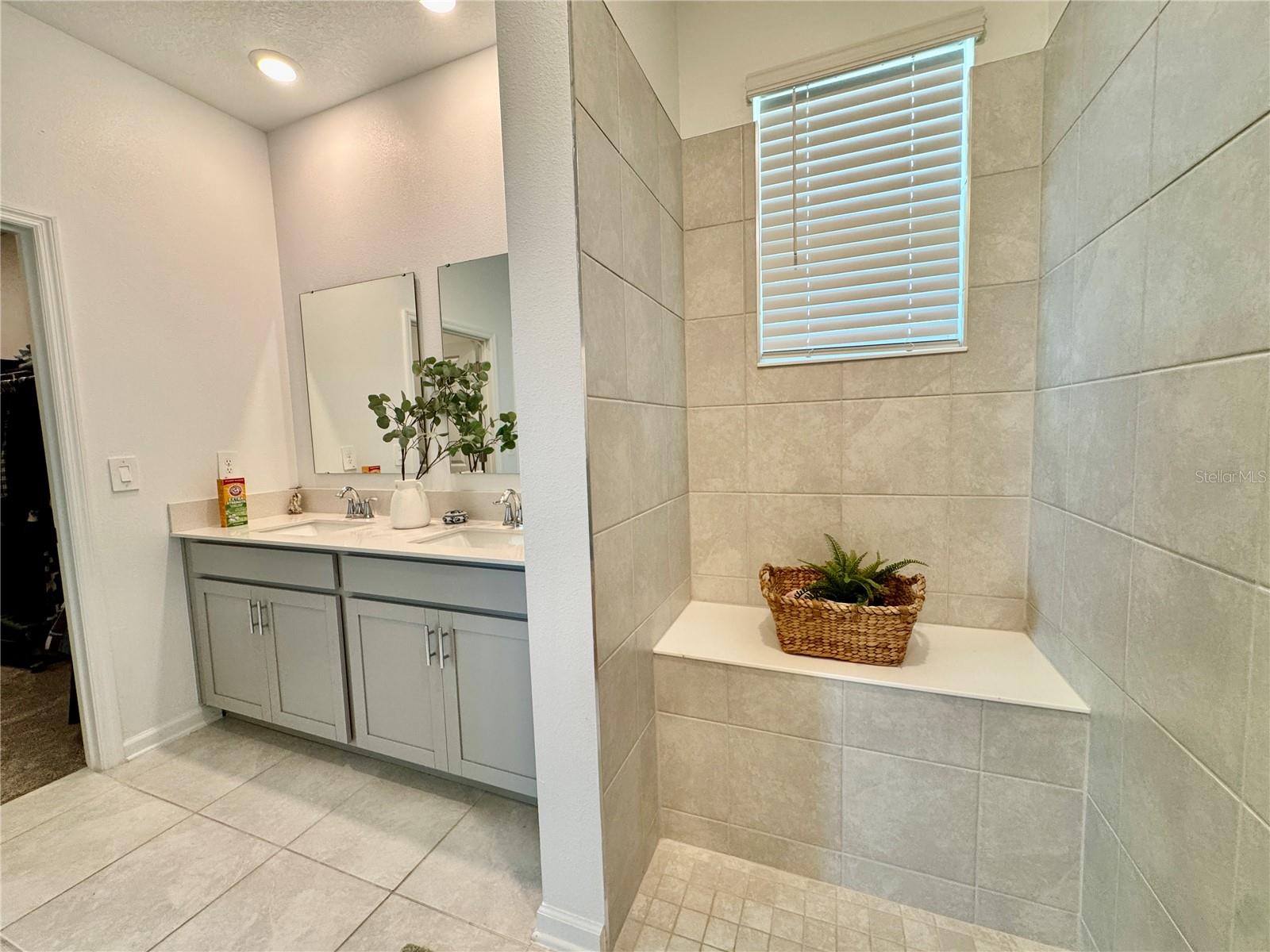 WELLNESS RDG PH 1-A - Residential Lease