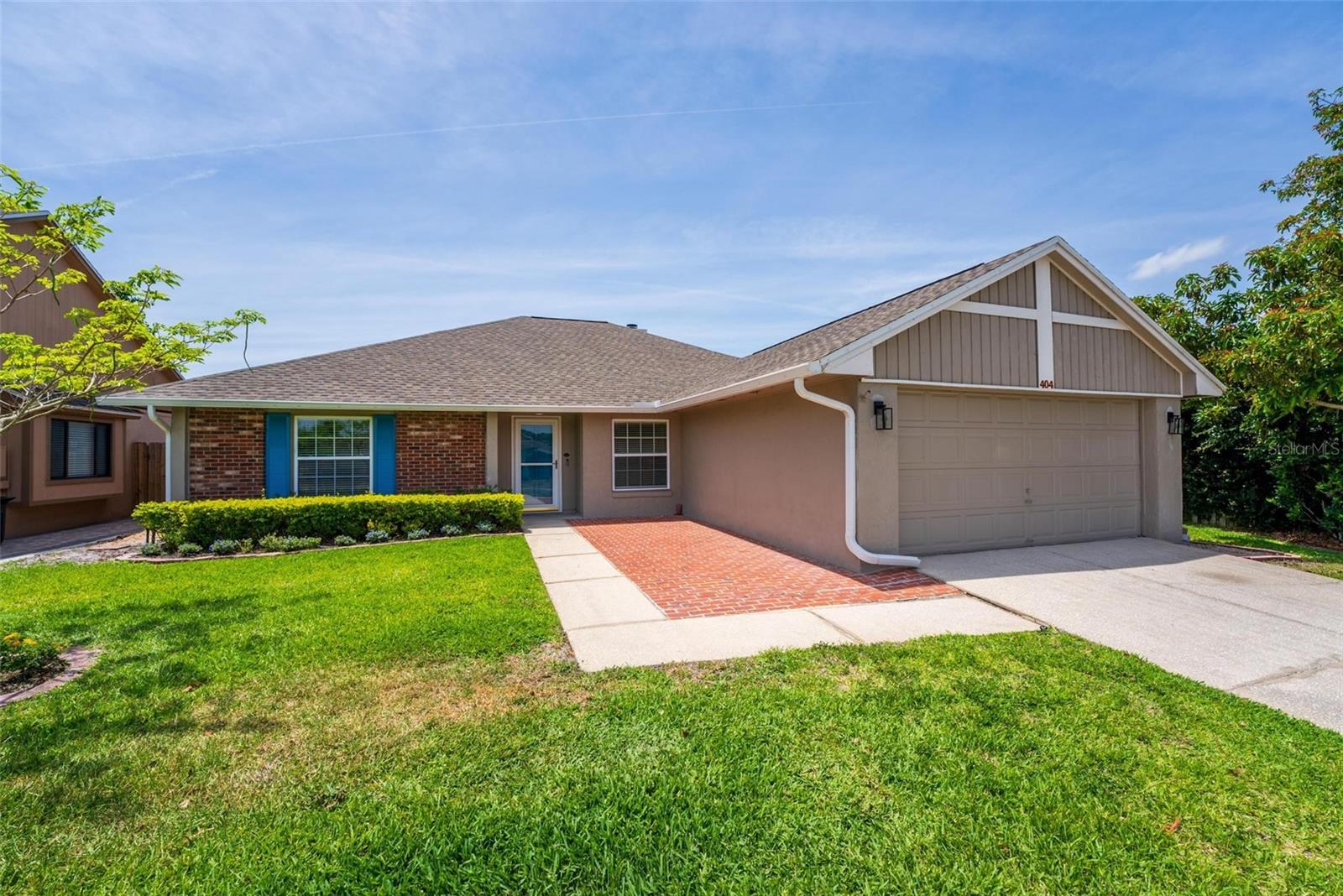 404 N SUNDANCE DRIVE