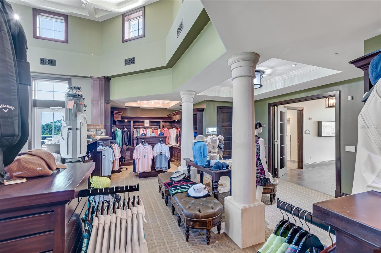 CONSERVATORY/HAMMOCK BEACH - Land