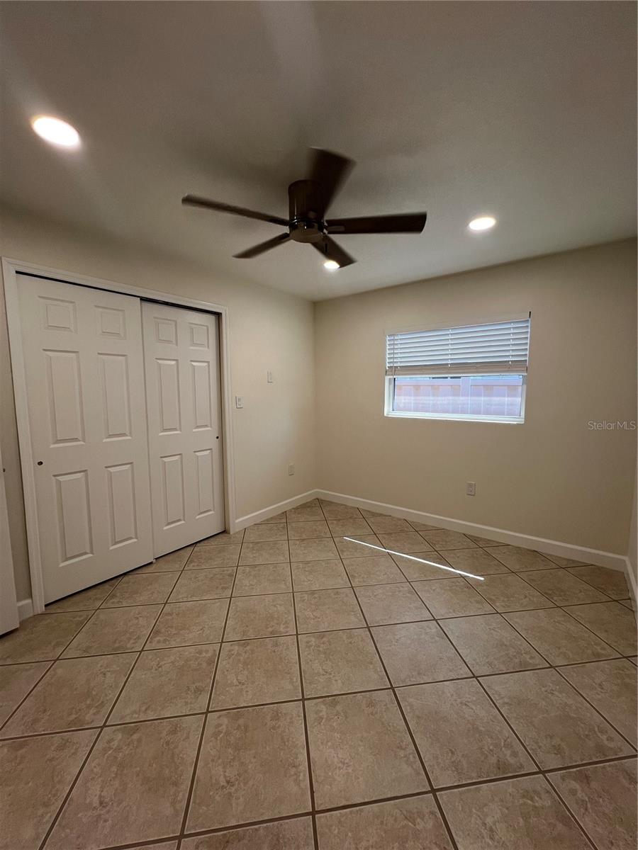GAY SHORES - Residential Lease