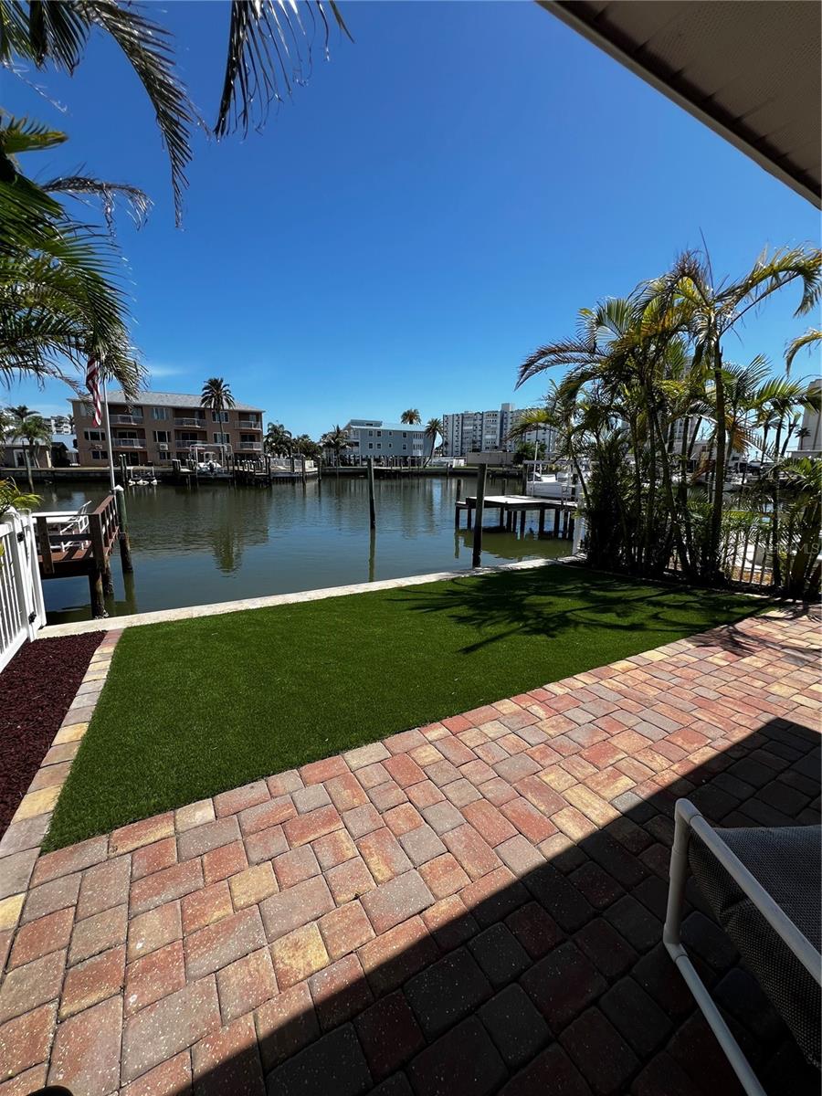 GAY SHORES - Residential Lease