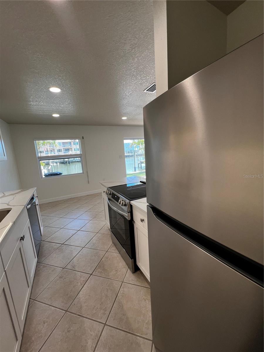 GAY SHORES - Residential Lease