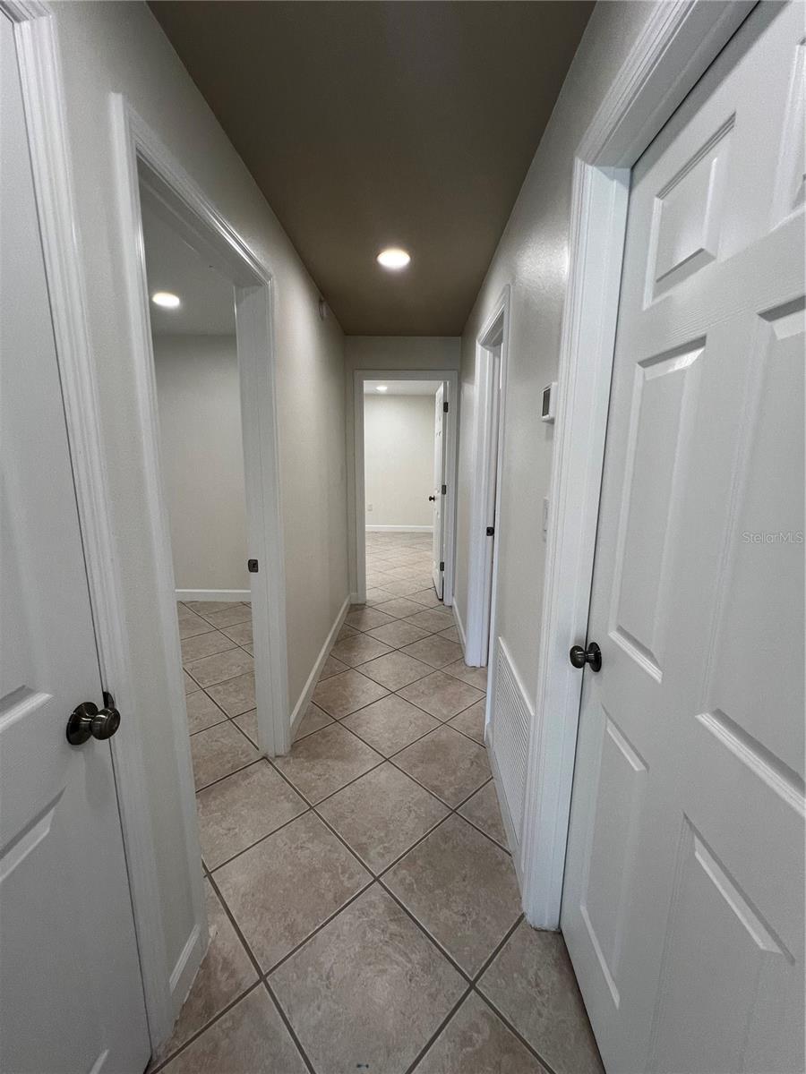 GAY SHORES - Residential Lease
