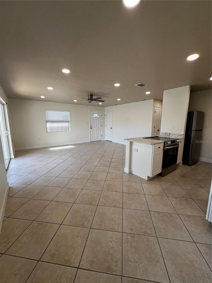 GAY SHORES - Residential Lease