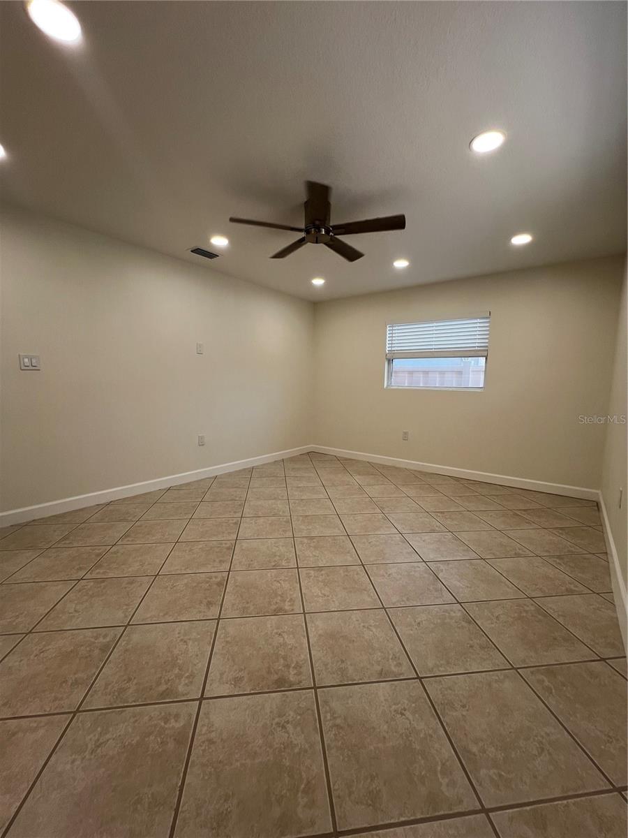 GAY SHORES - Residential Lease