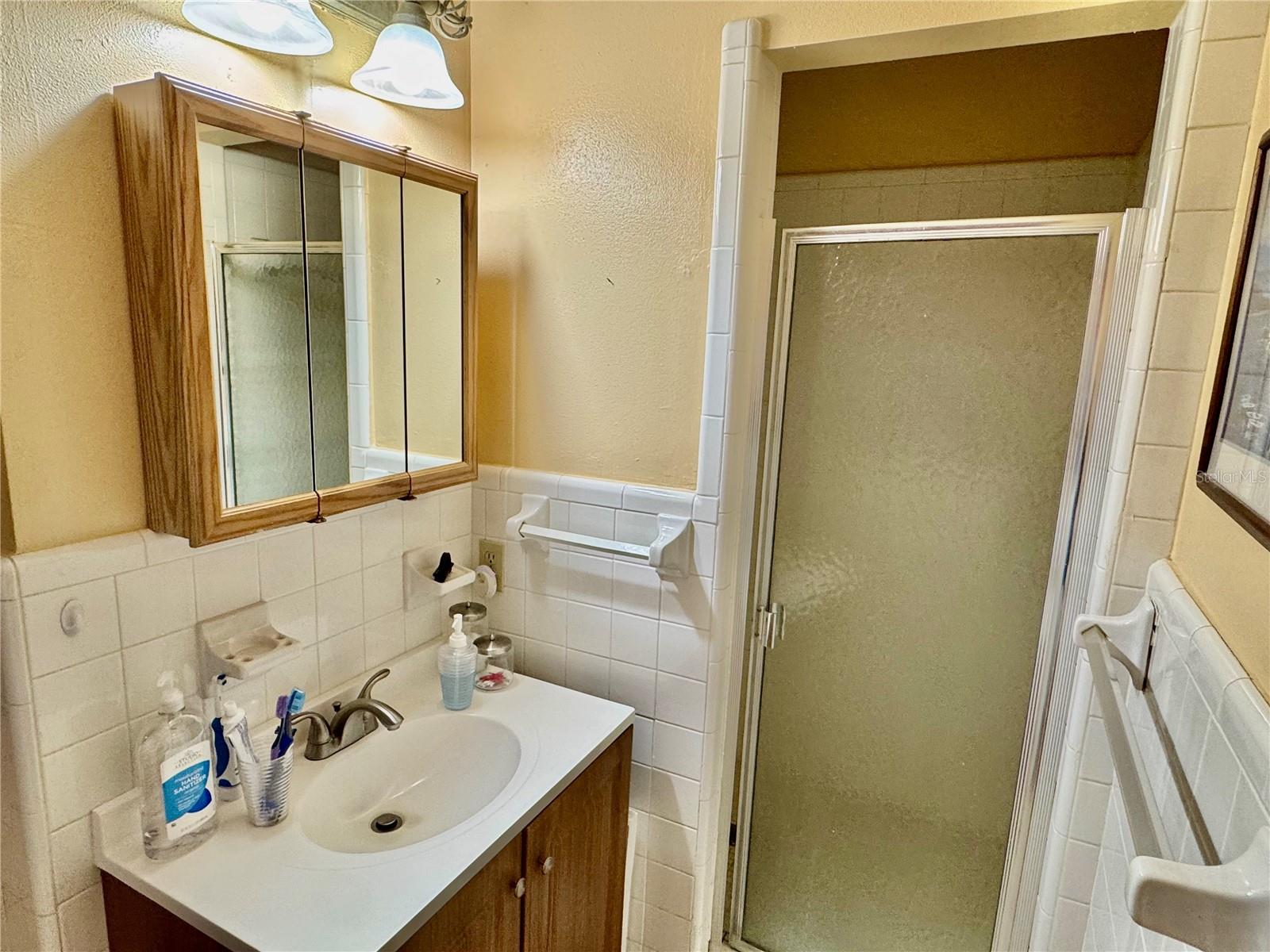 ALLEN RAY E. POLK - Residential