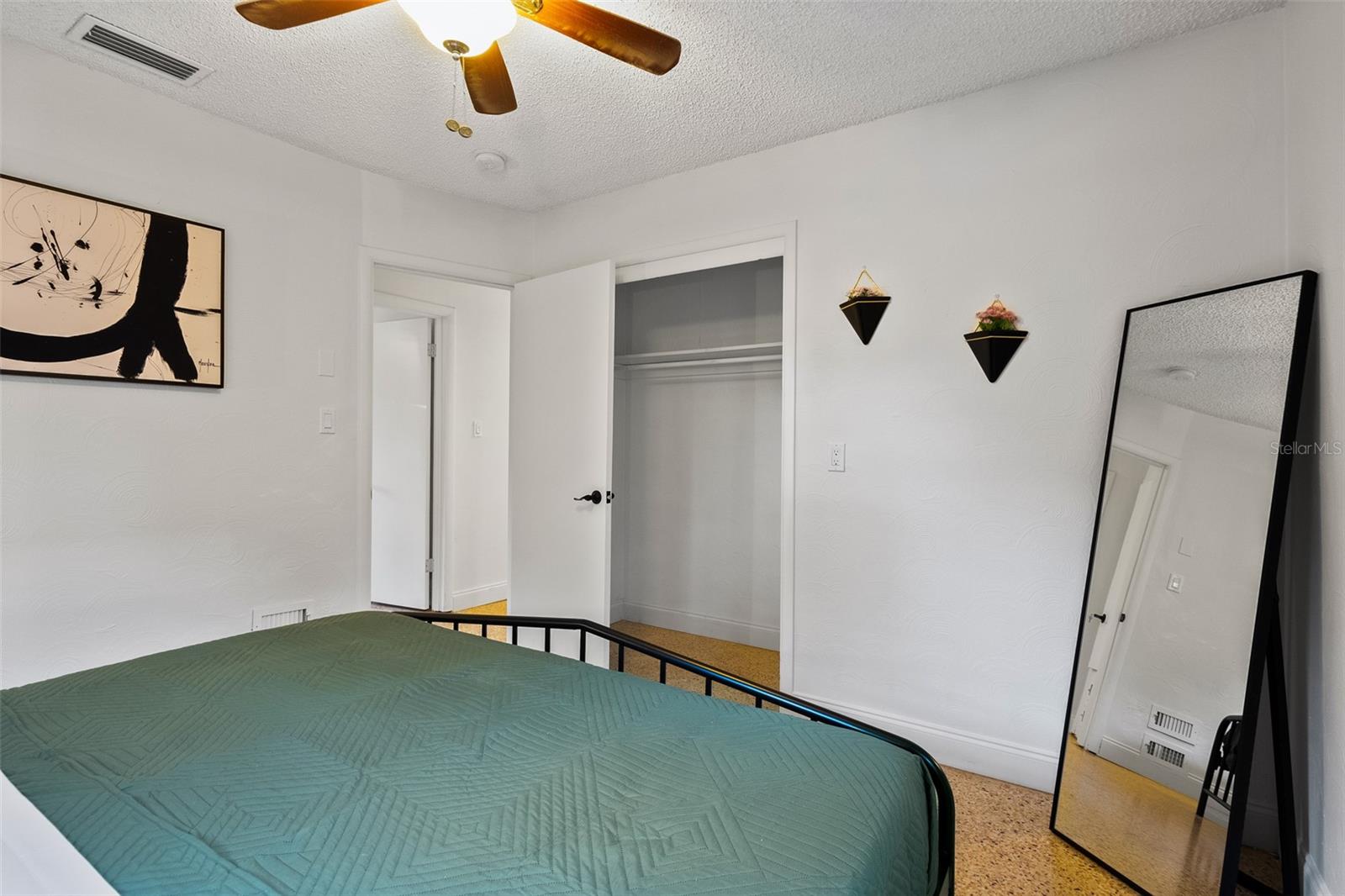 MEADOWBROOK - Residential Lease