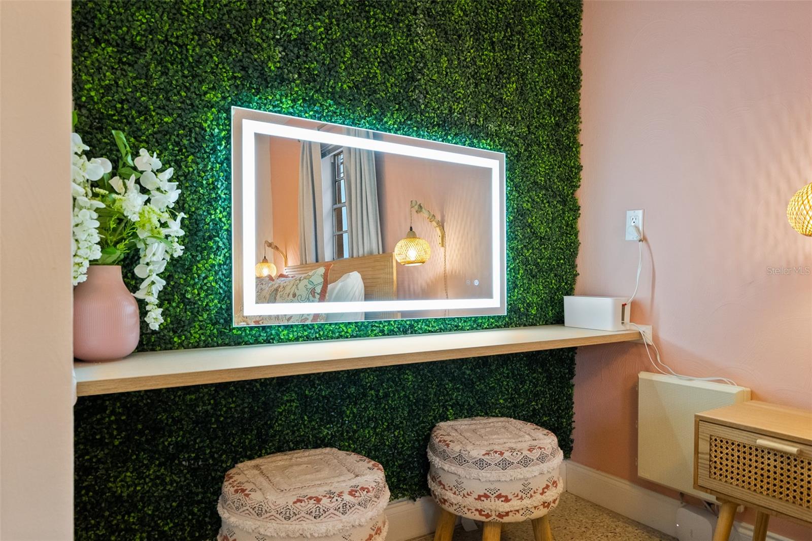 MEADOWBROOK - Residential Lease