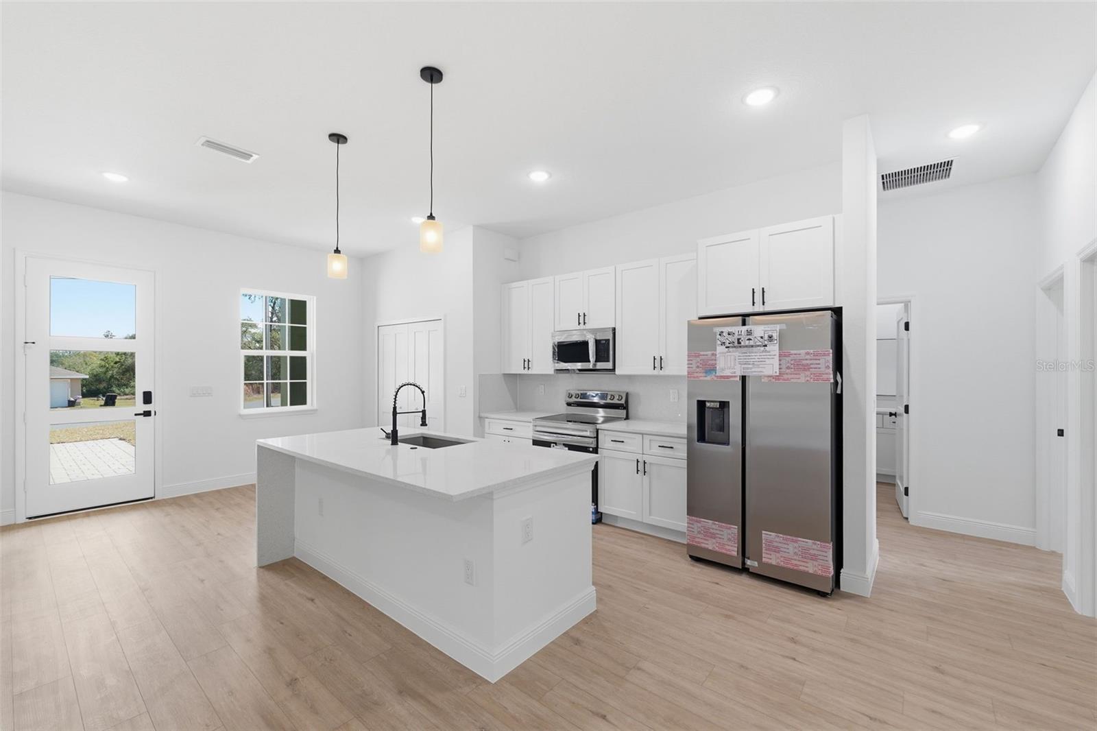 MARION OAKS UN 04 - Residential