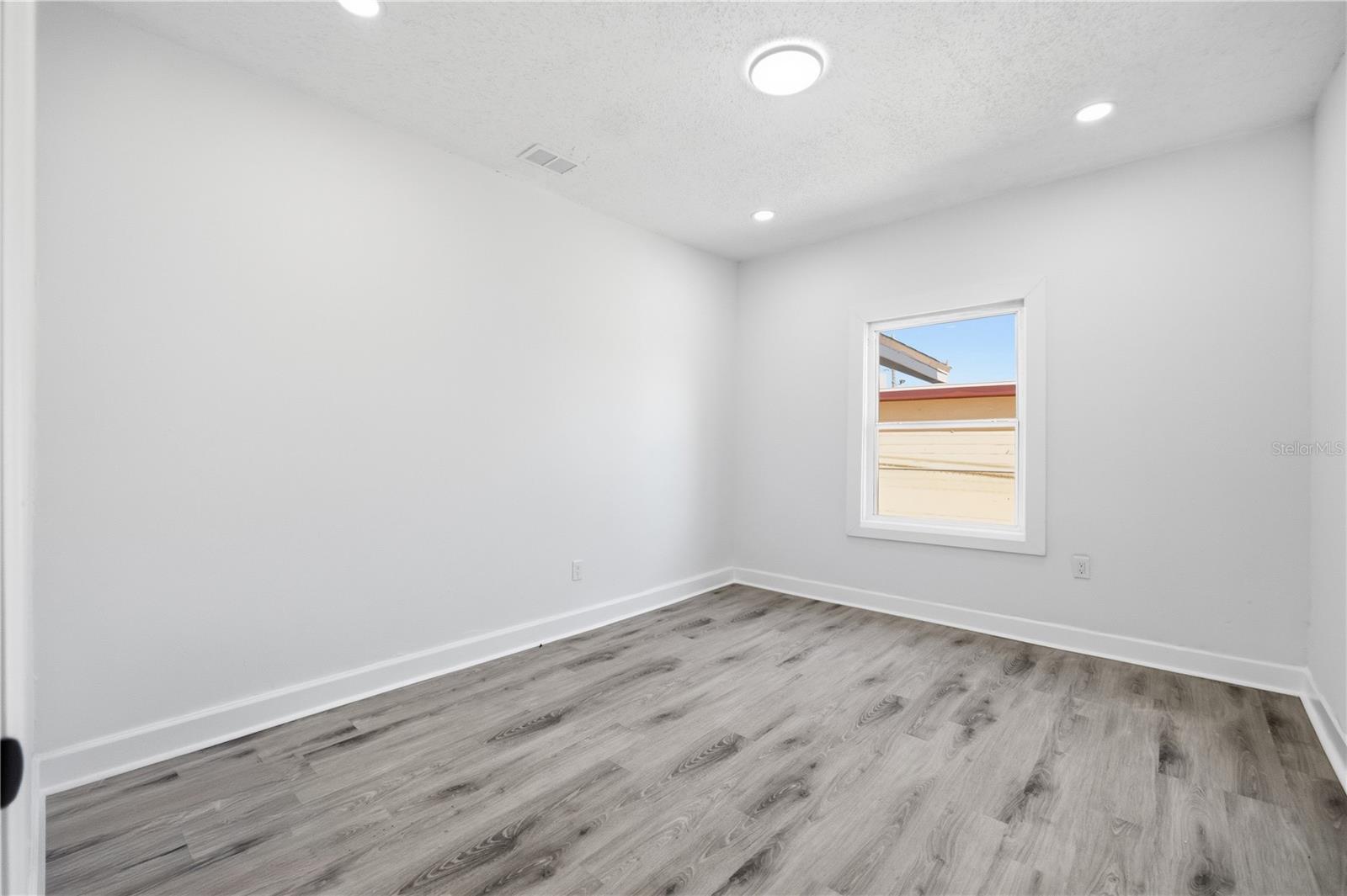 FRUITLAND HEIGHTS B - Residential