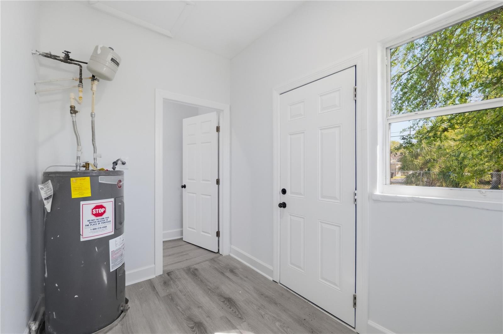 FRUITLAND HEIGHTS B - Residential