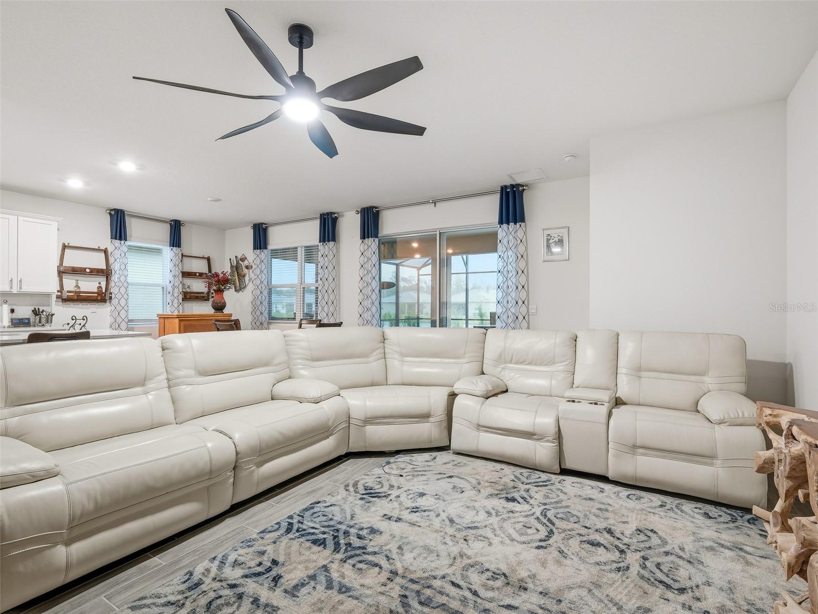 OAK LEAF PRESERVE PH 3B - Residential