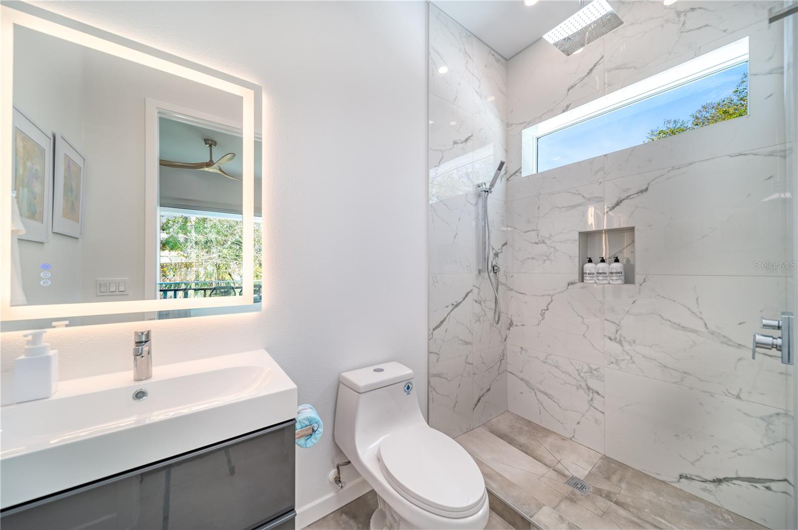 SOUTH GATE - Residential Lease