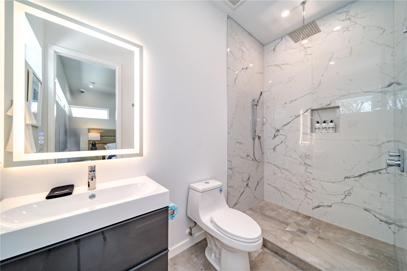 SOUTH GATE - Residential Lease