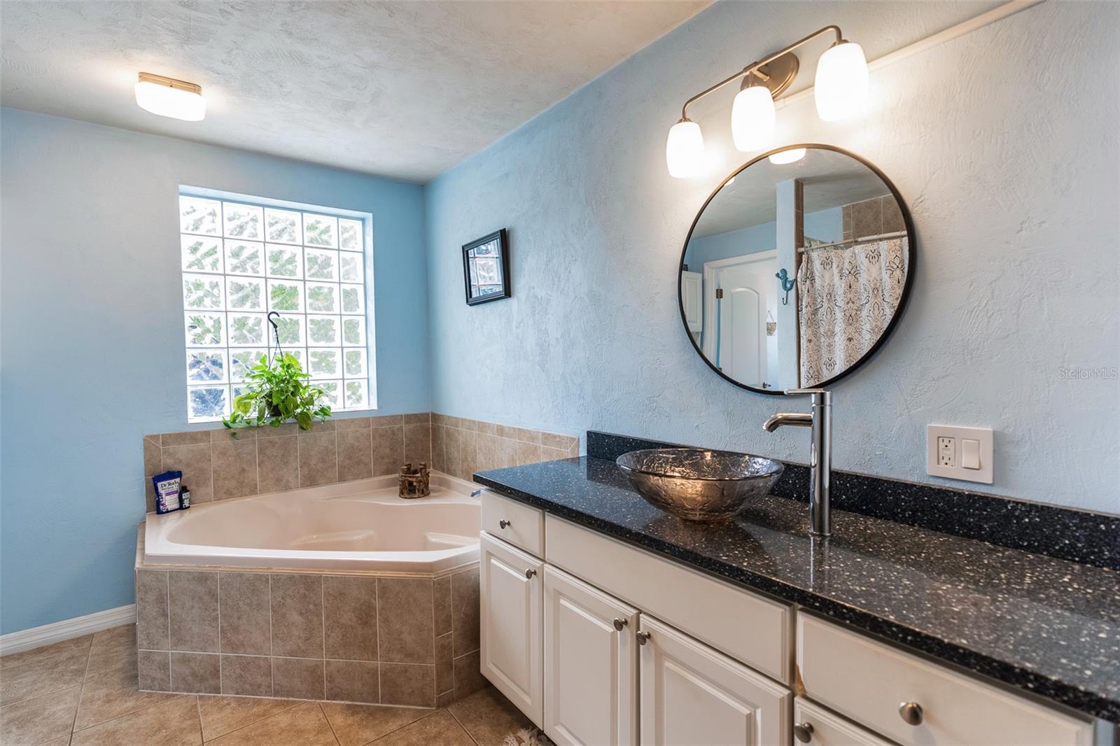 DAKOTA PARK HOLLY HILL - Residential