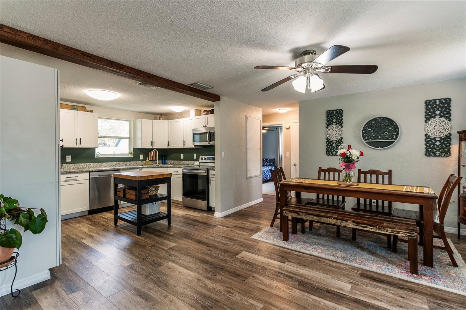 DAKOTA PARK HOLLY HILL - Residential