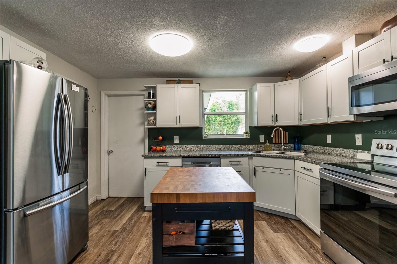 DAKOTA PARK HOLLY HILL - Residential