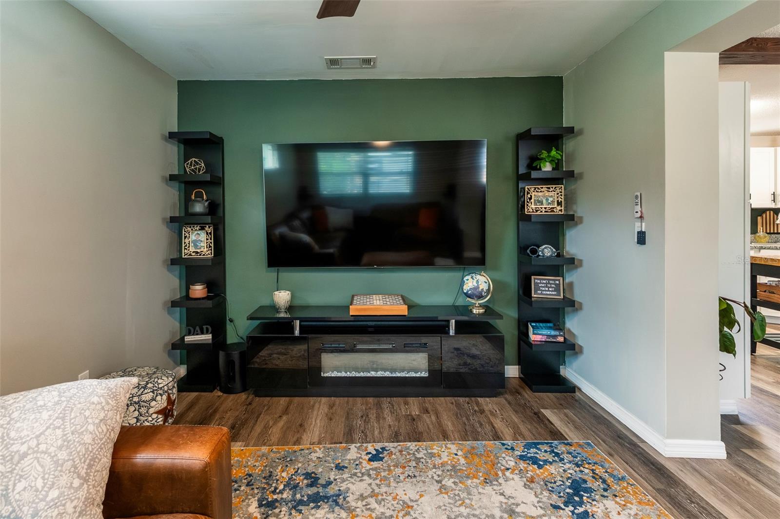 DAKOTA PARK HOLLY HILL - Residential