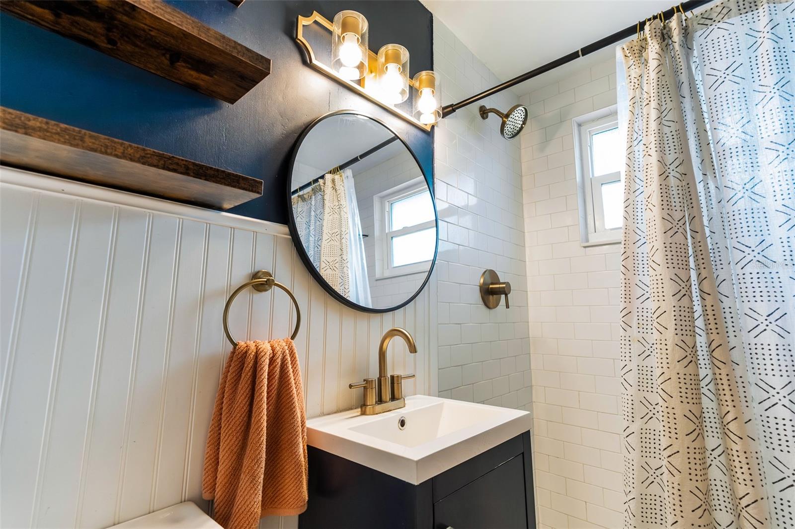 DAKOTA PARK HOLLY HILL - Residential