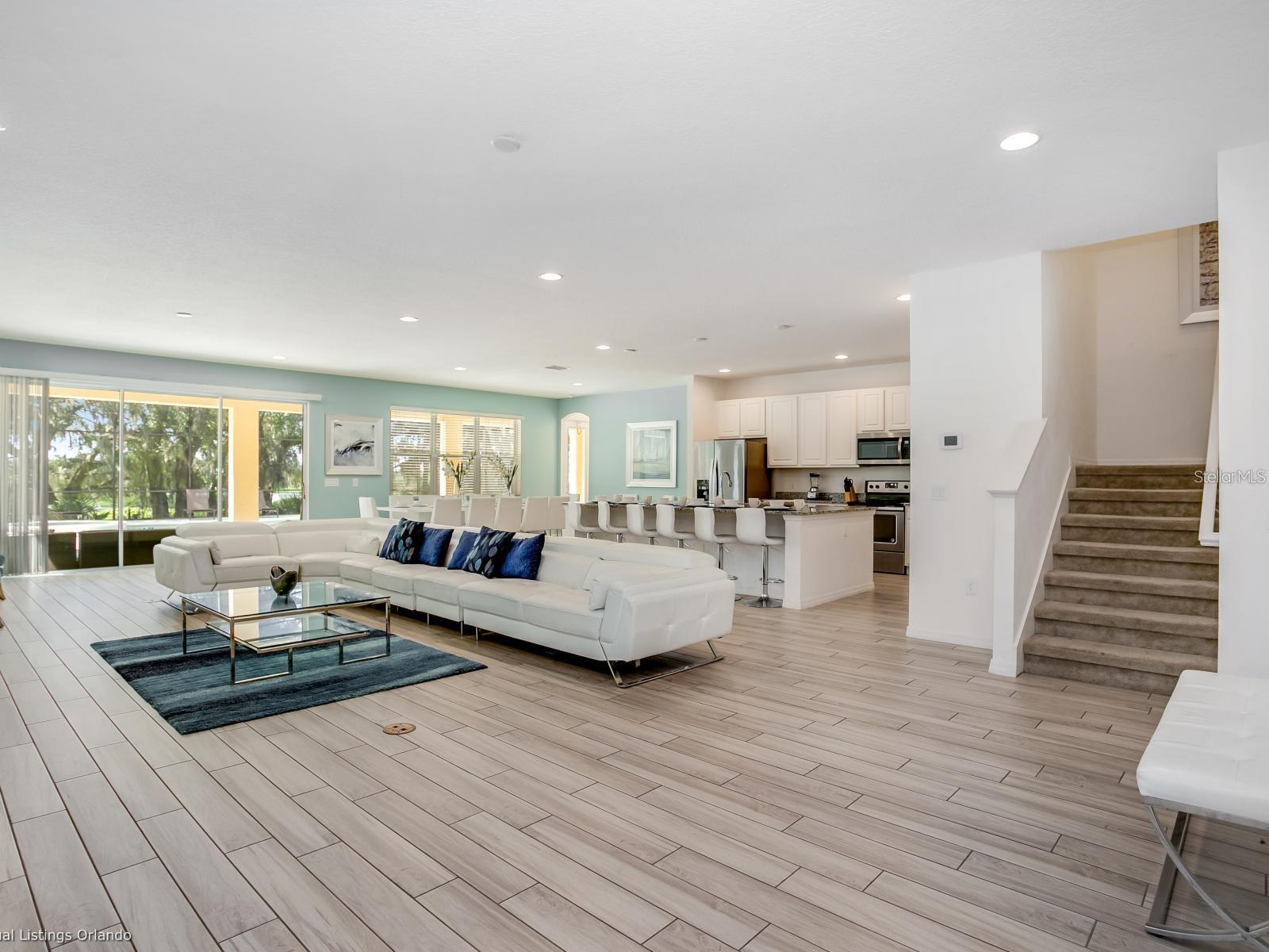 6112 BROAD OAK DRIVE