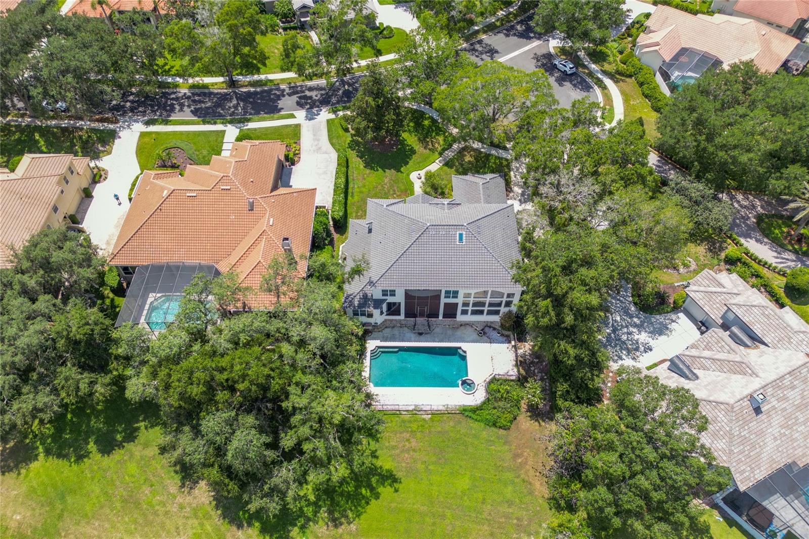 672 STONEFIELD LOOP