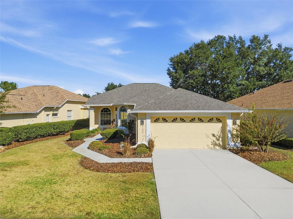 Photo of 17367 Eagle Trace Drive, Brooksville, FL 34604 (MLS # TB8447951)