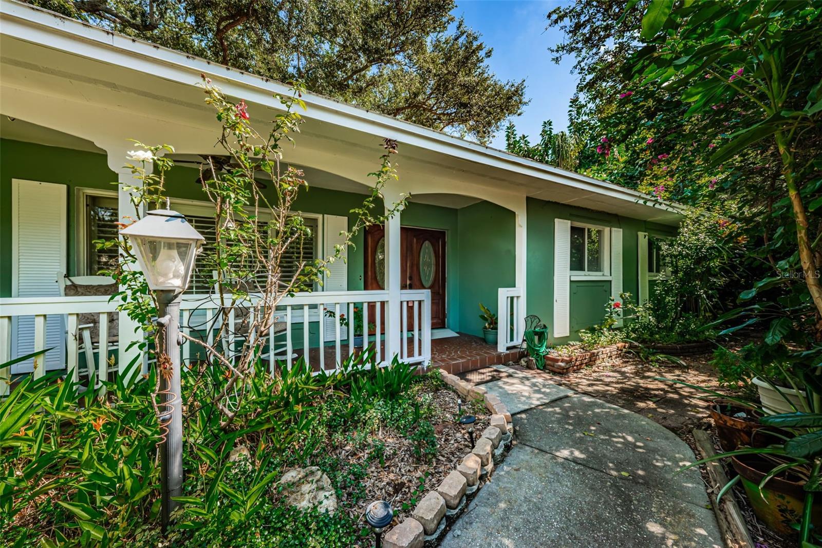 499 JEWEL COURT