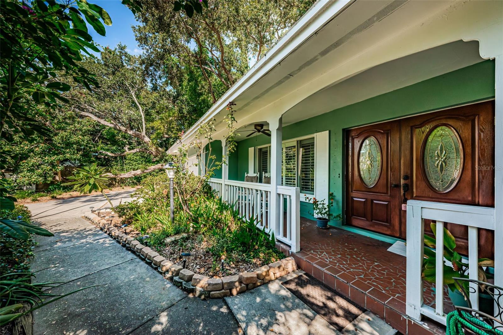 499 JEWEL COURT