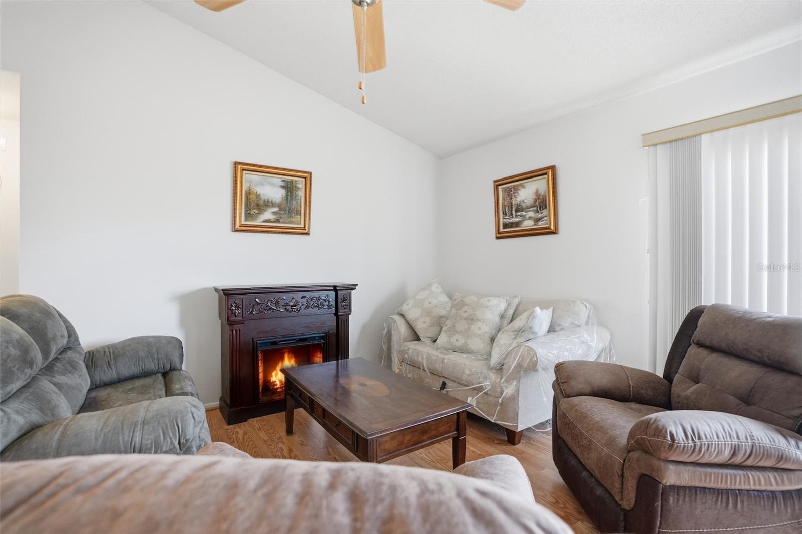 SPRING HILL - Residential