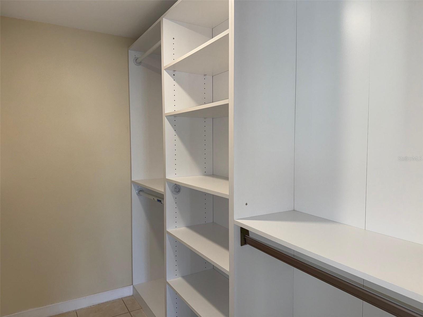 DEER CREEK WOODS - Residential Lease