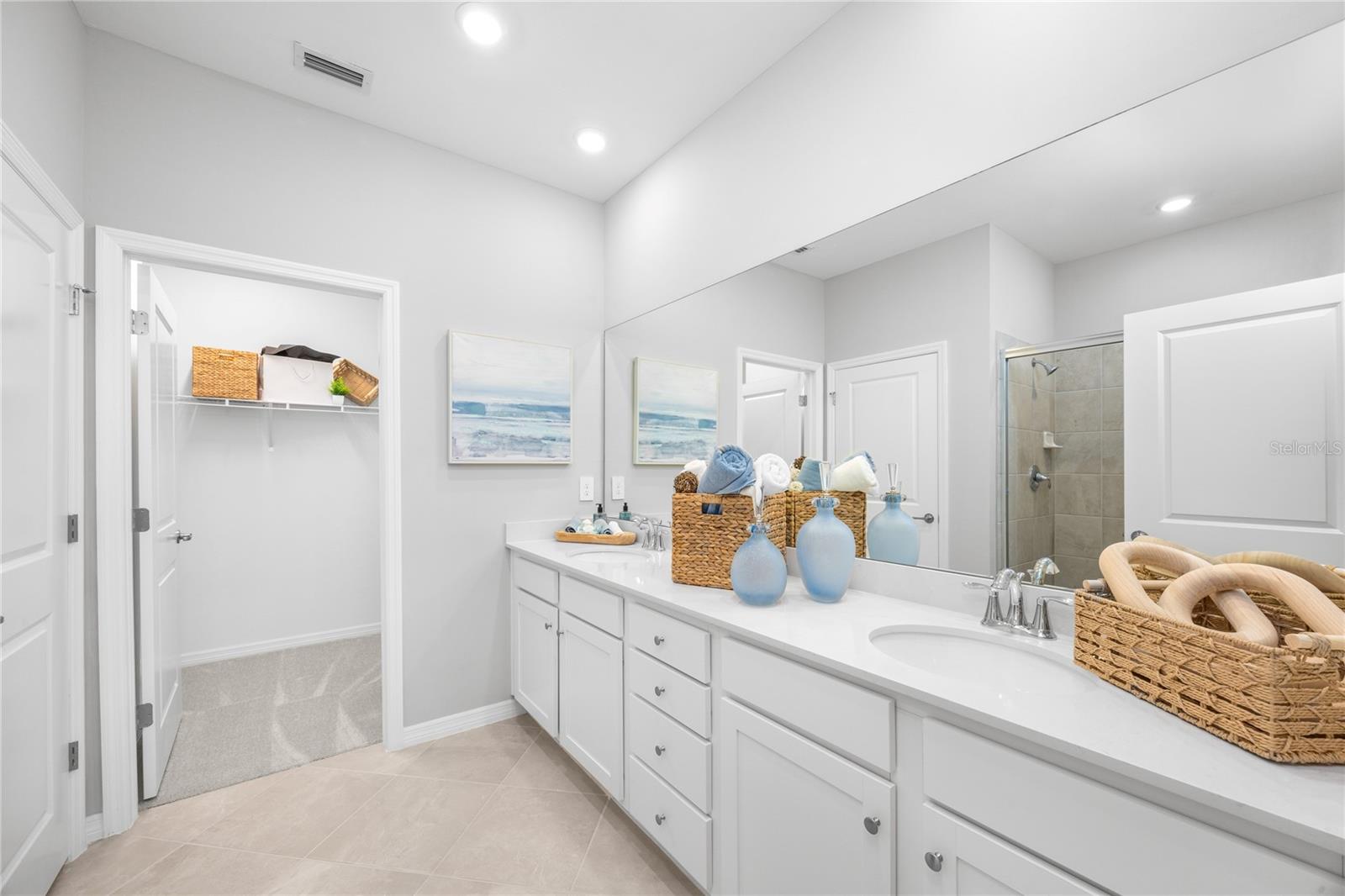 WELLEN PARK GOLF & COUNTRY CLUB - Residential