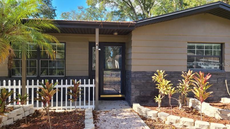 PINELLAS TERRACE 1ST ADD - Residential Lease